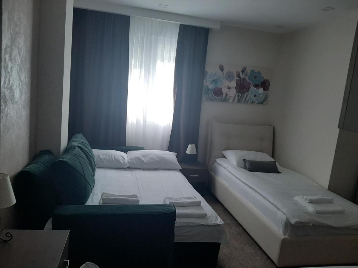 Hotel Usce Šabac Exteriör bild